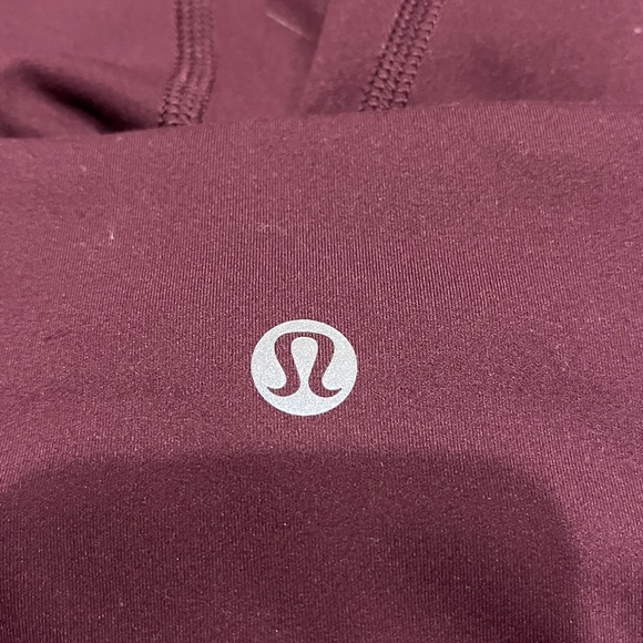 Lululemon Invigorate High Rise Tight Legging 25” with Pockets Cassis - Picture 5 of 6